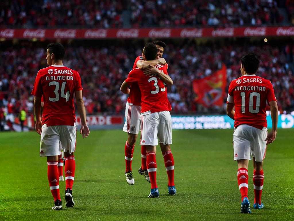 V. Guimarães-Benfica: ganhe bilhetes ...